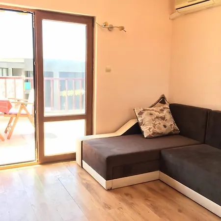 Near The Sea Apartment *