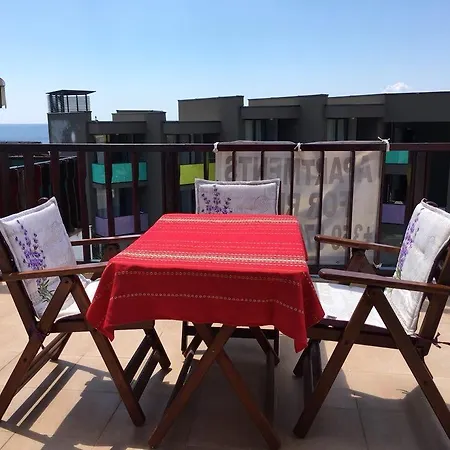 شقة Near The Sea *